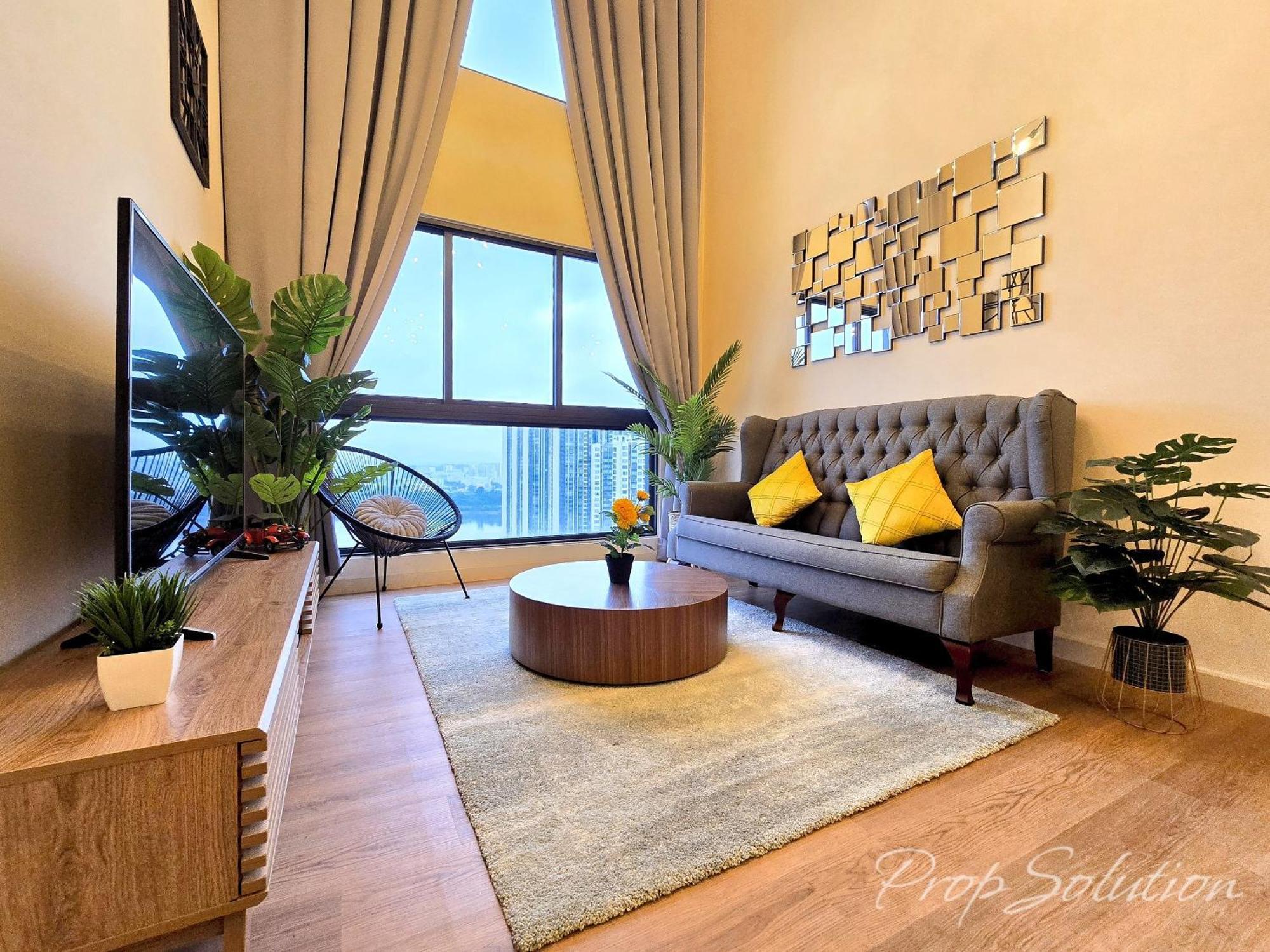 Loft Seaview 2br Jb Ciq 7pax * Johor Bahru